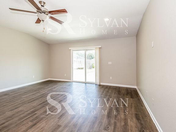 4th image of 1295 Sarahs Landing Dr