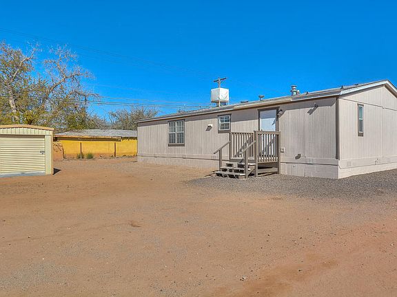 5th image of 210 Camino Siete SW