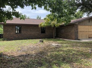 303 Liddon Pl, Lynn Haven, FL 32444