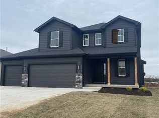 25271 W 149th Ter, Olathe, KS 66061