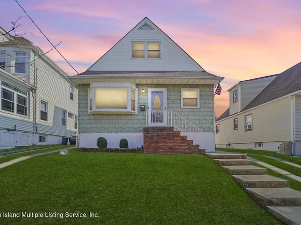 305 Clinton B Fisk Ave, Staten Island, NY 10314
