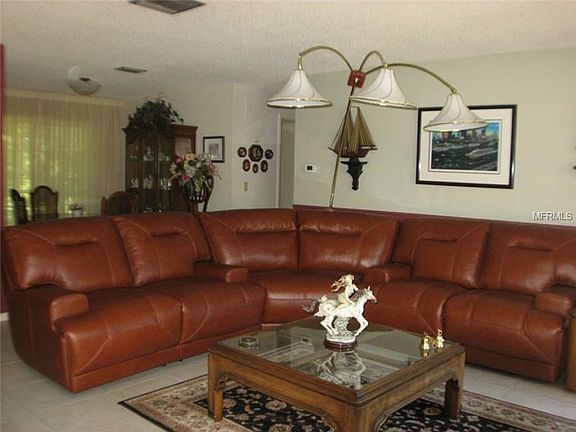 3rd image of 2925 Kenmore Pl