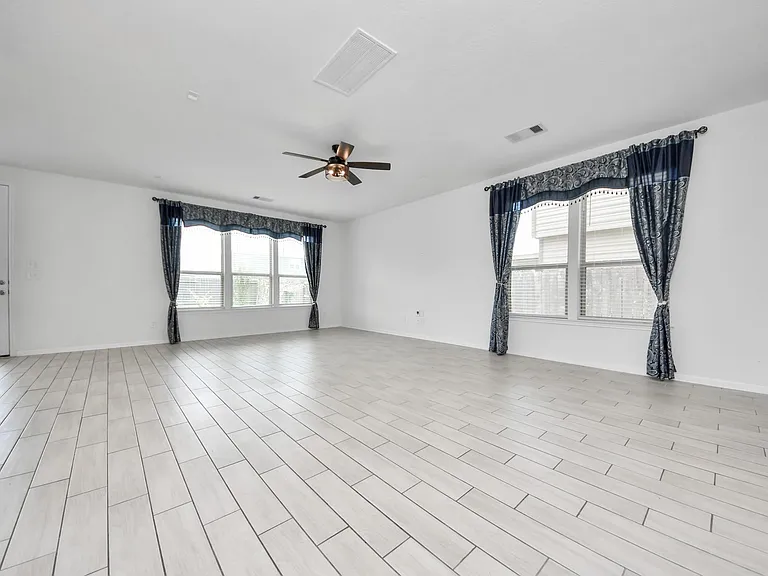 14611 Lofty Cedar Dr — Photo 11