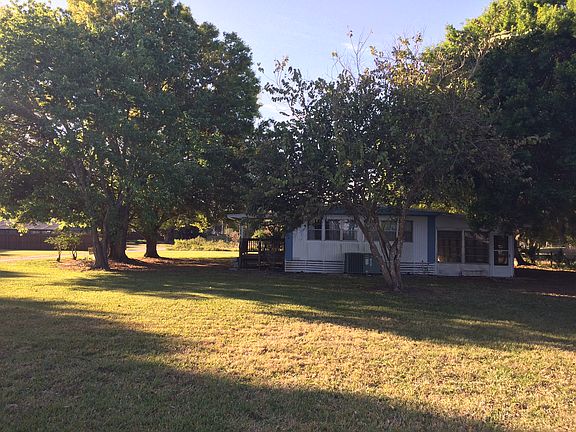 4th image of 1111 Donna Dr