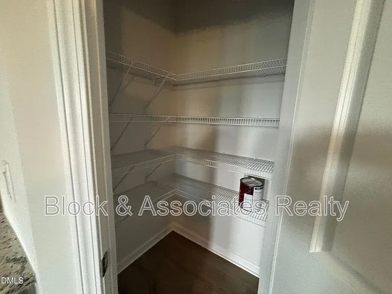 3230 Pelican Ln — Photo 12