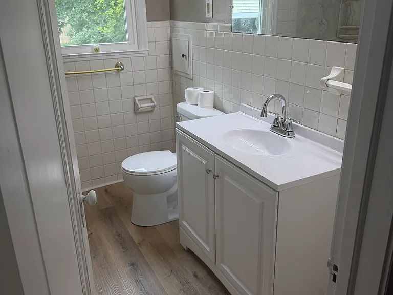 593 Cline Ave — Photo 4