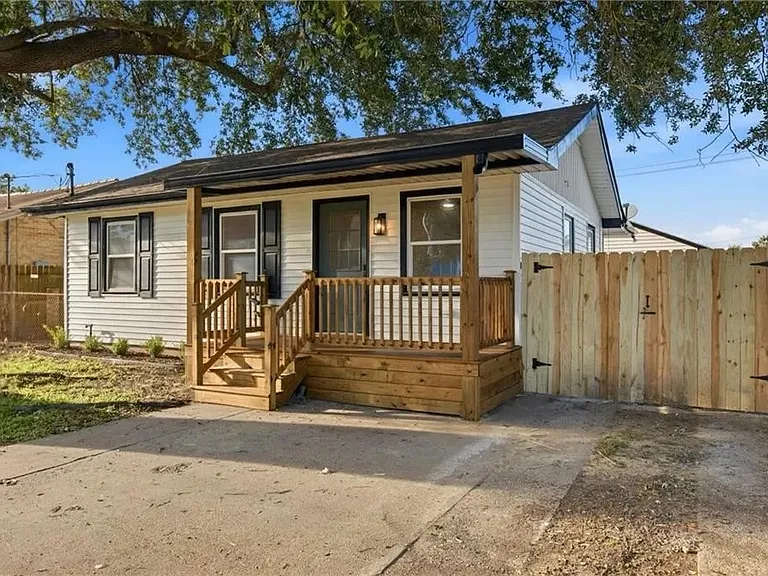7223 Friscoville Ave — Photo 3