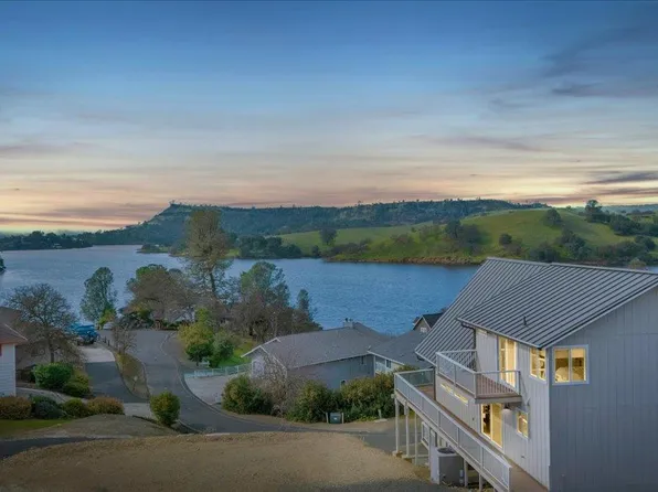 935 Foothill Rd, Copperopolis, CA 95228