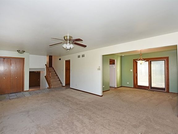 2nd image of 16319 Hillcrest Dr