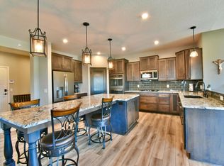 14701 River Hills Pkwy, Dayton, MN 55327