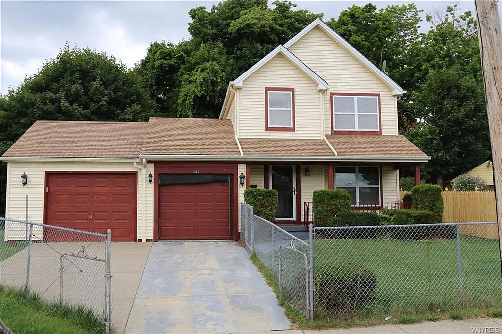 262 Grape St photo 1