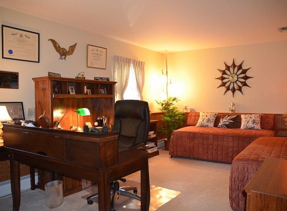 5th image of 13 Richlyn Ct
