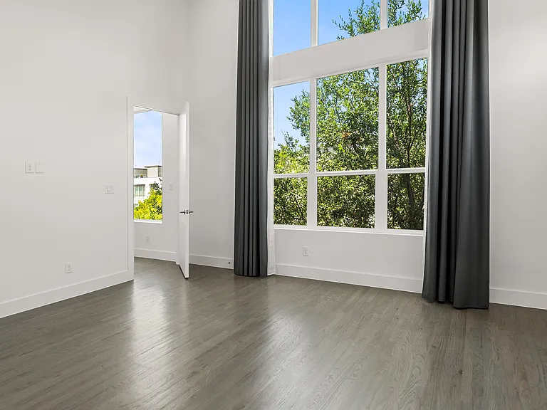 5906 Lindell Ave #101 — Photo 13