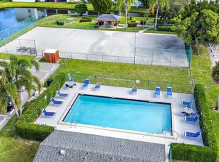 1271 SE Parkview Place #H11, Stuart, FL 34994