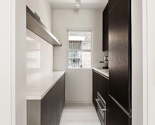 5th image of 307 W 20th St #R3