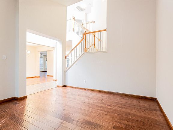 5th image of 15800 Cadoz Dr