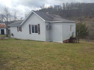 384 Edray Rd, Marlinton, WV 24954