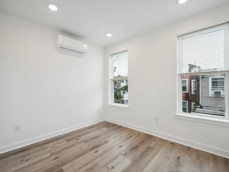 3458 Frankford Ave #B31 — Photo 5