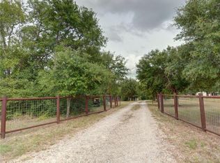 3093 Fm 1704, Elgin, TX 78621