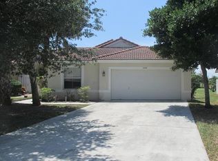 8129 Pelican Harbour Dr, Lake Worth, FL 33467