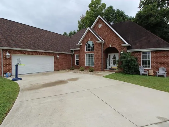 18 Stoney Brook Cir, Kenova, WV 25530