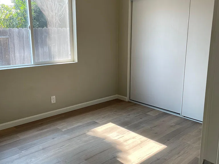5291B Iberville Cir — Photo 15
