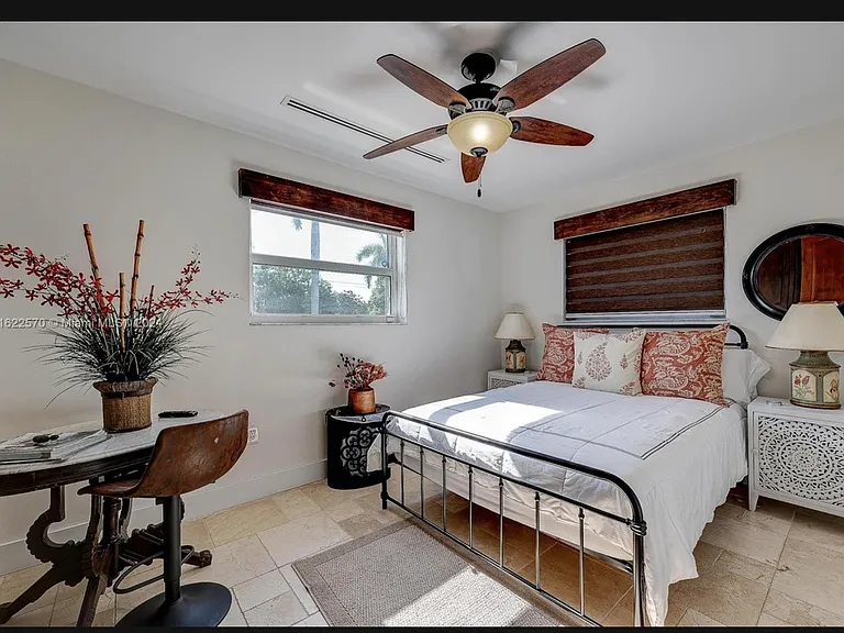 8520 SW 87th Ave — Photo 21