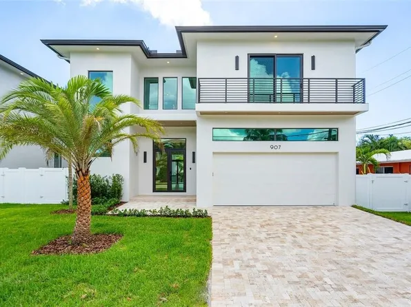 907 NE 2nd Avenue, Delray Beach, FL 33444
