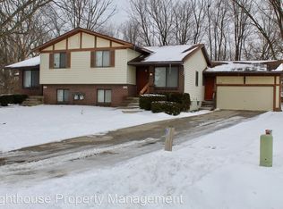 5386 Mildred Ave SE, Kentwood, MI 49508