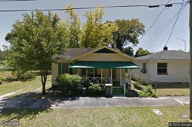 1st image of 930 W 24th St