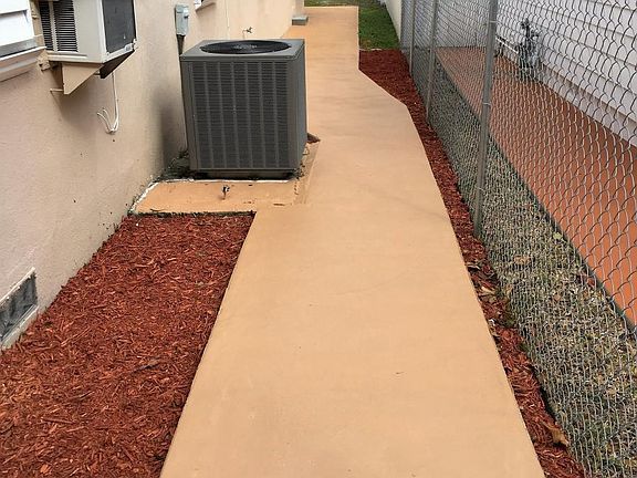 private side entrance to inlaw suite