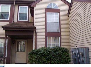 22 E Rothwell Dr, Monroe Township, NJ 08831