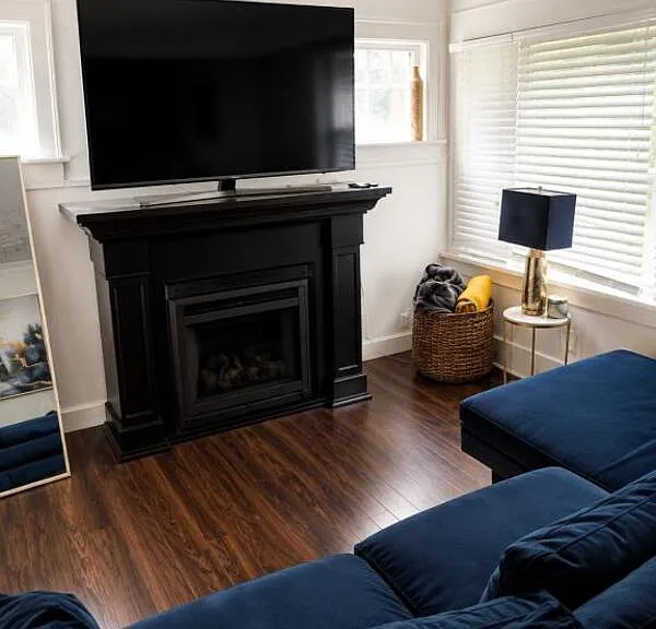 39 Chelsea Rd — Photo 2