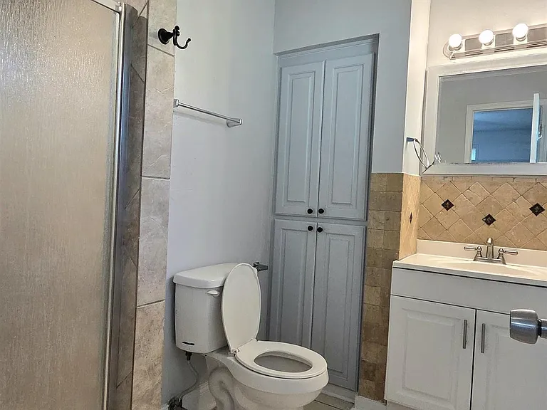 1968 Stafford Dr — Photo 15