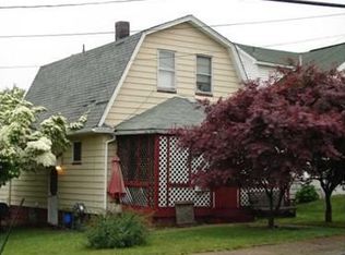 827 Harrison St, New Castle, PA 16101