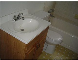 5th image of 48 Margaret Keahon Dr