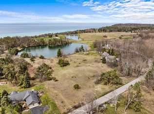1074 Timber Pass, Harbor Springs, MI 49740