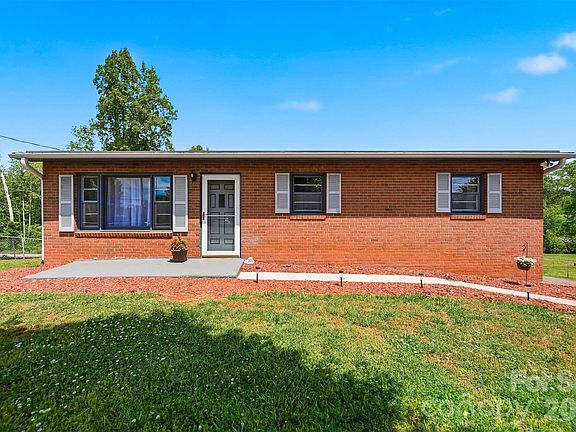 3rd image of 2532 Old Trenton Pl