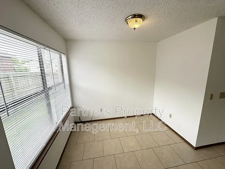 1659 N Dawn Dr #1 — Photo 5