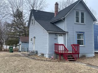 1203 Apel Ave, Worthington, MN 56187