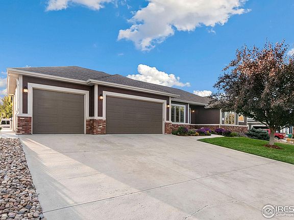 2nd image of 8175 Admiral Dr