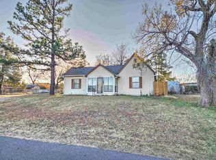 309 N 5th St, Rush Springs, OK 73082
