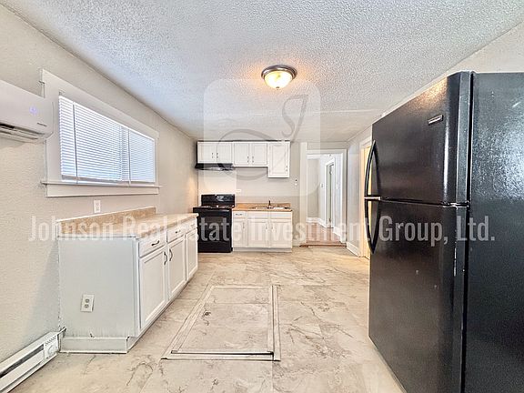 5th image of 967 Iola Ave
