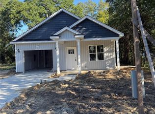 1117 Center St, Fayetteville, NC 28306