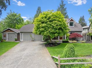 21482 Oak Way, Brier, WA 98036