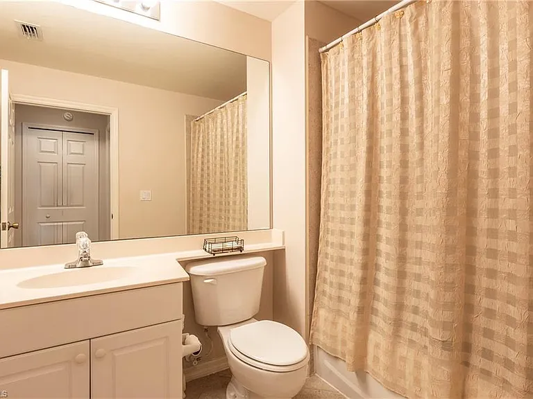 15150 Royal Windsor Ln #1403 — Photo 21
