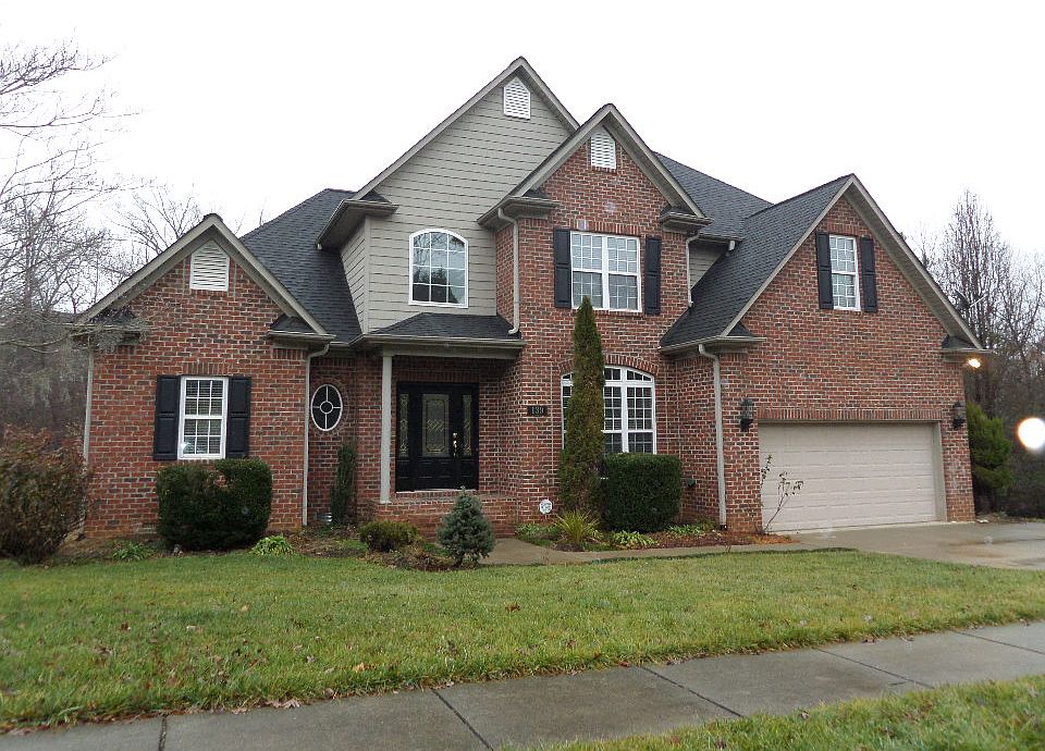 1st image of 139 Oakmont Dr