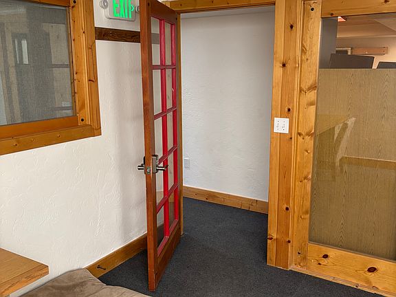 5th image of 125 W Pacific Ave #B2