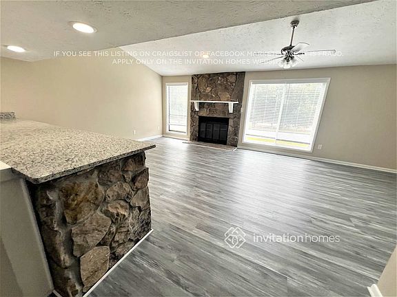5th image of 5006 Stoney Point Cir