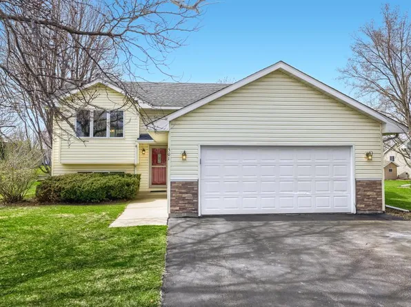 501 Underwood Ln NW, Saint Michael, MN 55376